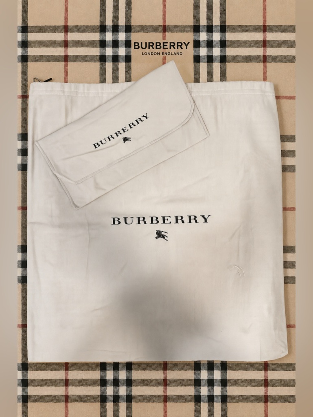 Authentic Burberry Dust Bag Set Large Handbag  & Large Wallet Dust Cover